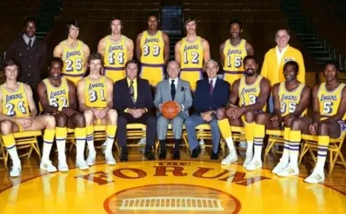 3.- LOS ANGELES LAKERS 1971-72