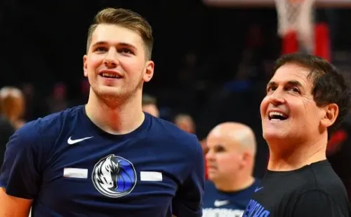 Cuban junto a Luka Doncic (Getty)