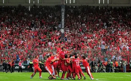 Toluca festeja el título del Bicentenario 2010 (Getty Images)