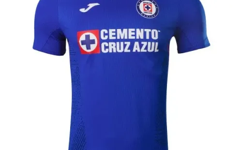 Cruz Azul playera de local Guard1anes 2020. (Joma)