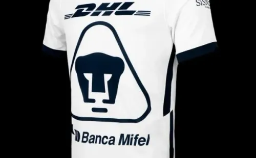 Pumas playera de local Guard1anes 2020. (Nike)