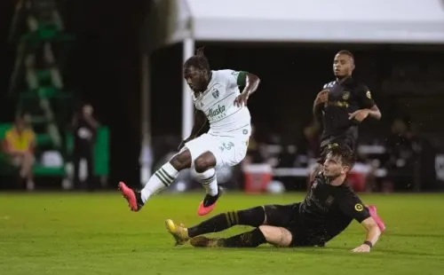 La MLS sigue jugándose en Orlando (@SomosTimbers)