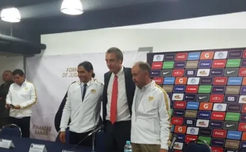 Ares de Praga en su paso por Pumas (Twitter)