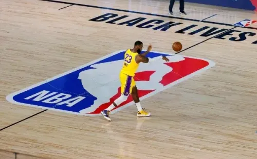 James ha jugado los cuatro partidos de los Lakers en Orlando (Getty)