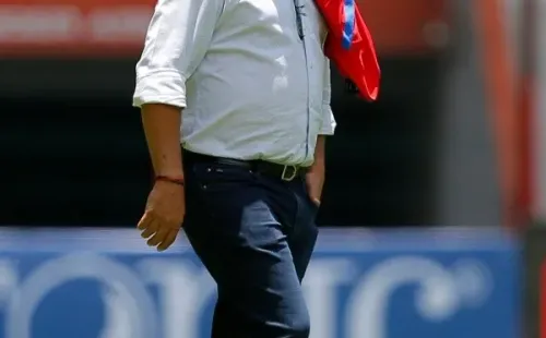 Memo Vázquez, con un pie y medio afuera de San Luis (Getty Images)