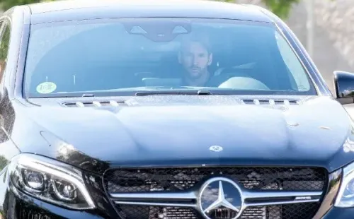 Así llegó Messi a su primer entrenamiento con el Barcelona (Foto: Getty)
