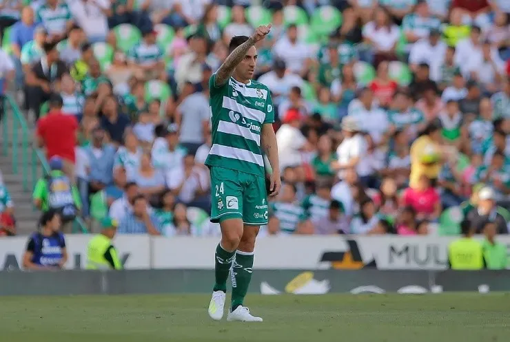 Javier Correa en Santos Laguna.