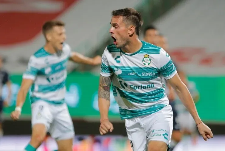 Octavio Rivero en Santos Laguna.