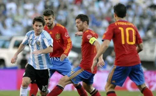 Messi jugando contra España, podría haber sido al revés (Instagram)