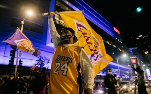 fiesta aficionados lakers 6