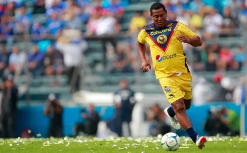 El pedido del Negro Santos a Azcárraga. Jam Media.