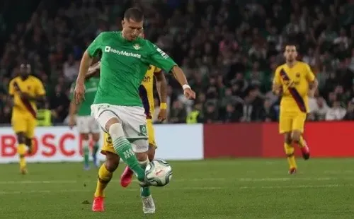 Guido Rodríguez la está rompiendo en Betis.