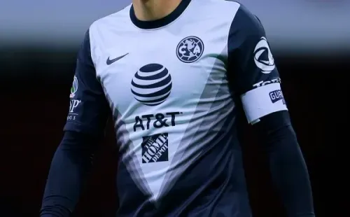 Guillermo Ochoa fue bautizado como “Periodista” por el Perro (JAM Media)