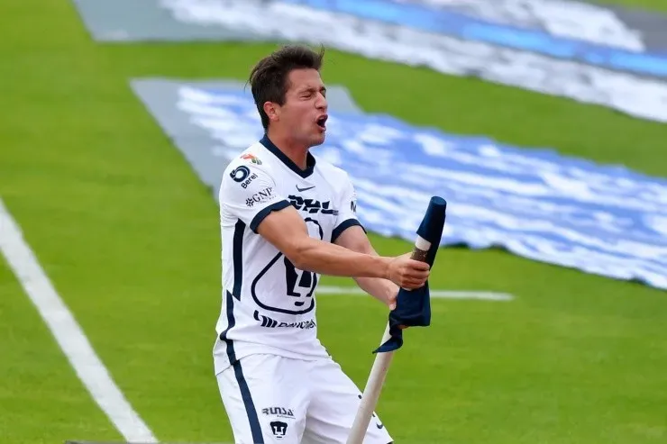 Carlos Gutiérrez gol Pumas