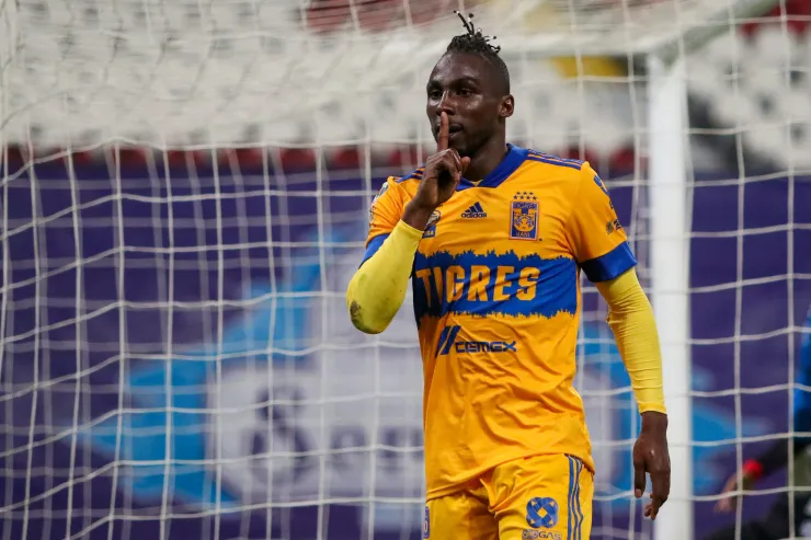 Julián Quiñones Tigres UANL