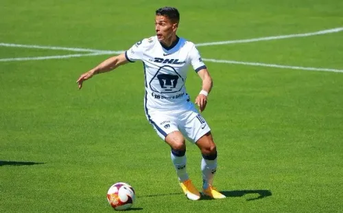 Favio Álvarez, delantero de Pumas UNAM. Foto: Imago 7