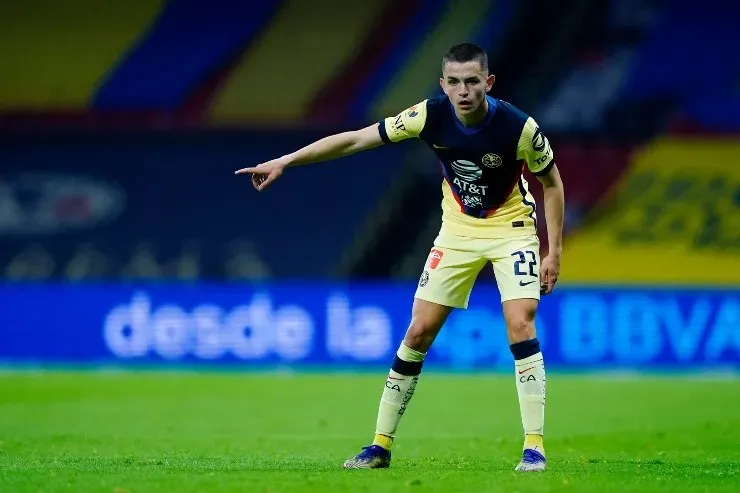 Álvaro Fidalgo en América