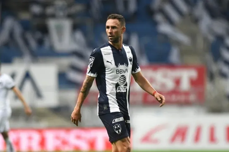 Miguel Layún en Rayados