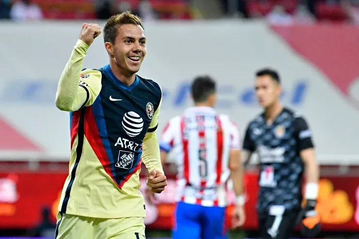 Sebastián Córdova en América