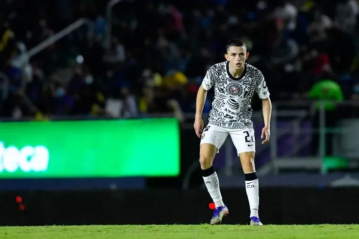 Álvaro Fidalgo en América