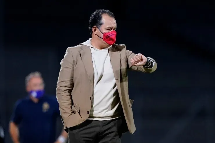 Juan Reynoso en Cruz Azul