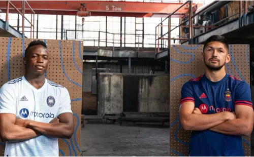 Camiseta de Chicago Fire (Foto: @ChicagoFire)