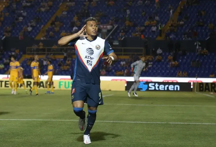 Roger Martínez en América