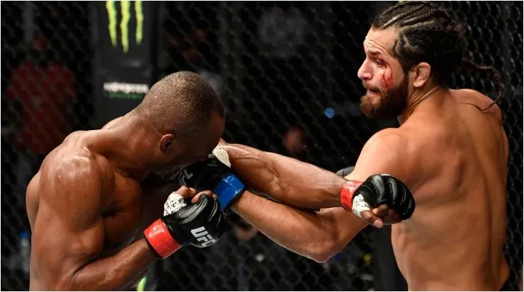 Kamaru Usman vs Jorge Masvidal en la UFC 251 (Foto: Getty)