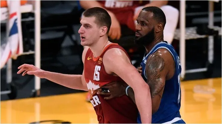 LeBron James y Nikola Jokic (Foto: Getty)