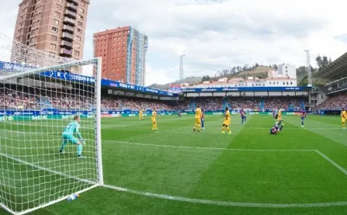 El Estadio Municipal de Ipurúa, la sede del encuentro del sábado. (Foto: Eibar).