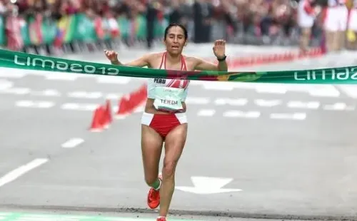 Gladys Tejeda, de Perú.