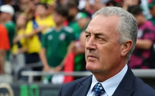 Alfaro volvió a defender a Castillo