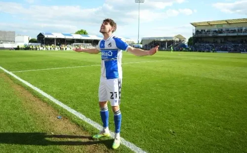 Bristol Rovers y su mitica camiseta