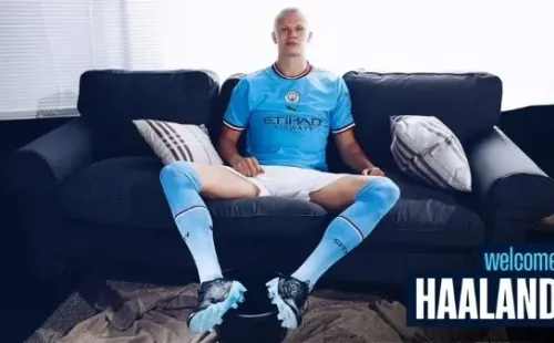 Haaland con la camiseta del City