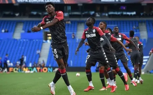 Tchouameni en calistenia con Mónaco. Getty.