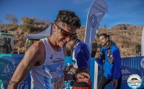 Javier Carriqueo, ganador de la distancia Classic.Fotos: Tierra de Gigantes