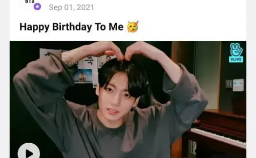 Jungkook durante su vlive de cumpleaños en 2021. Foto: VLive