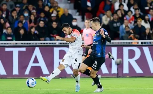 Melgar lo intentó, pero no pudo ante Ind. de Valle. Getty.