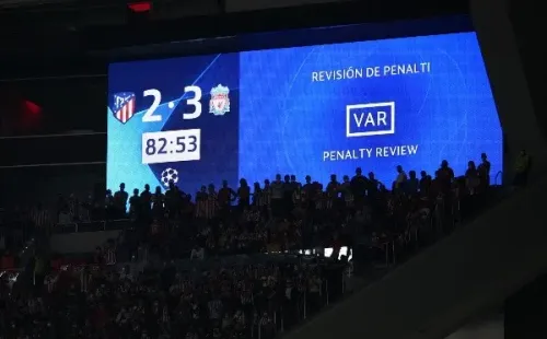 La Champions League es uno de los torneos más importantes del mundo que implementa el VAR (Foto: Getty Images)