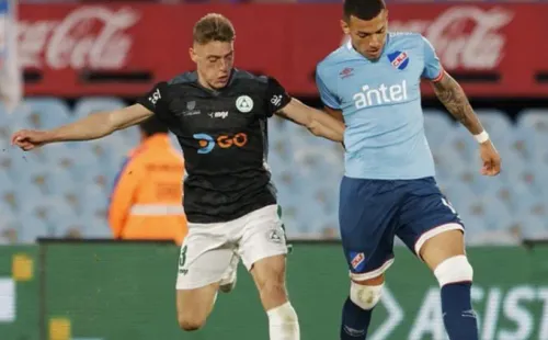 Acción de juego entre Plaza Colonia y Nacional. @Nacional.