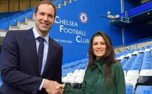 Petr Cech y Marina Granovskai: Getty