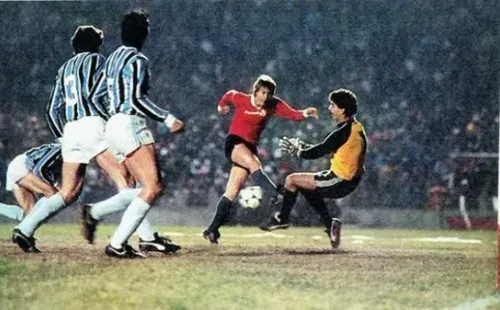 Independiente alcanzaría su séptima copa después de vencer a Gremio en una final muy peleada (Infierno Rojo)