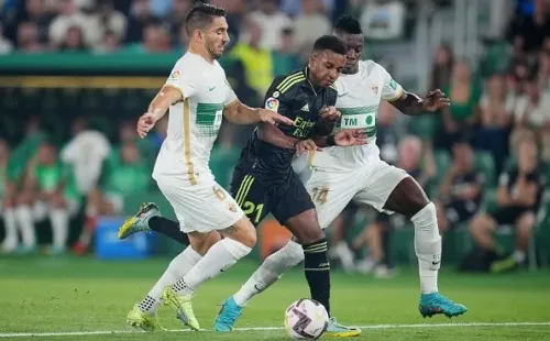 Acción de juego entre Real Madrid y Elche. Getty.