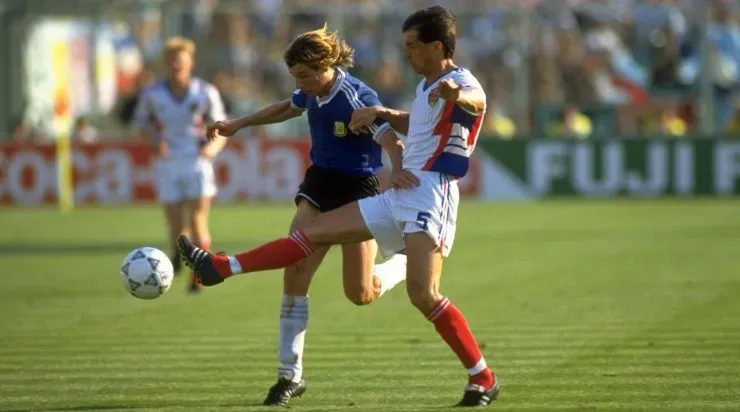 El Pájaro Caniggia y Faruk Hadzibegic (Getty)