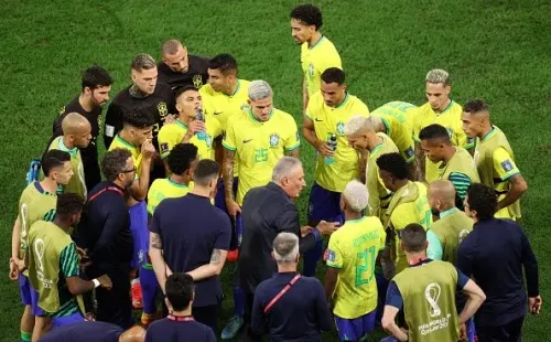 Tite dando instrucciones. Getty