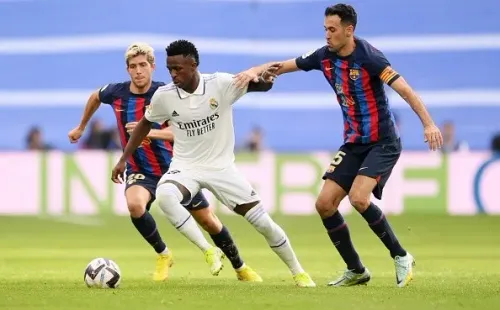 Busquets en juego de temporada con Barcelona. Getty.