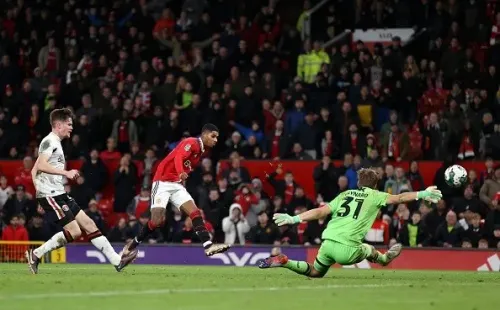 Acción de juego entre United y Charlton. Getty.