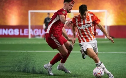 XBuyer Team consiguió un triunfo clave por 3-2 ante Jijantes FC en la Jornada 4