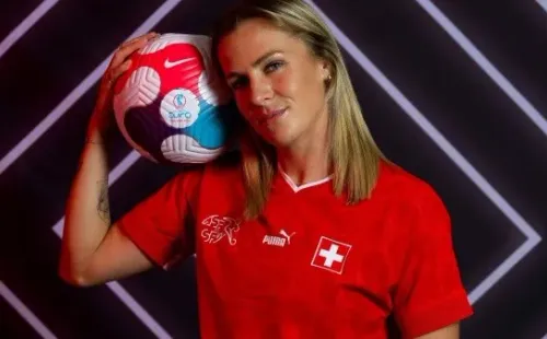 La hermosa jugadora suiza, que es figura con su equipo y en el seleccionado (Twitter)