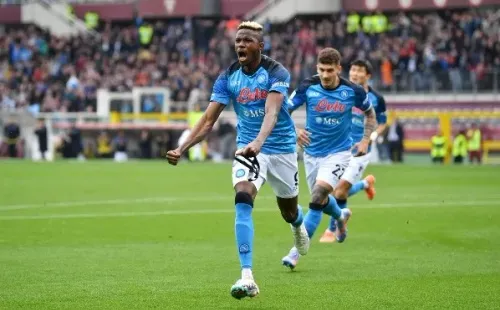 Víctor Osimhen en el último triunfo del Napoli por Serie A. Ahora, lucirá la camiseta de Nigeria.